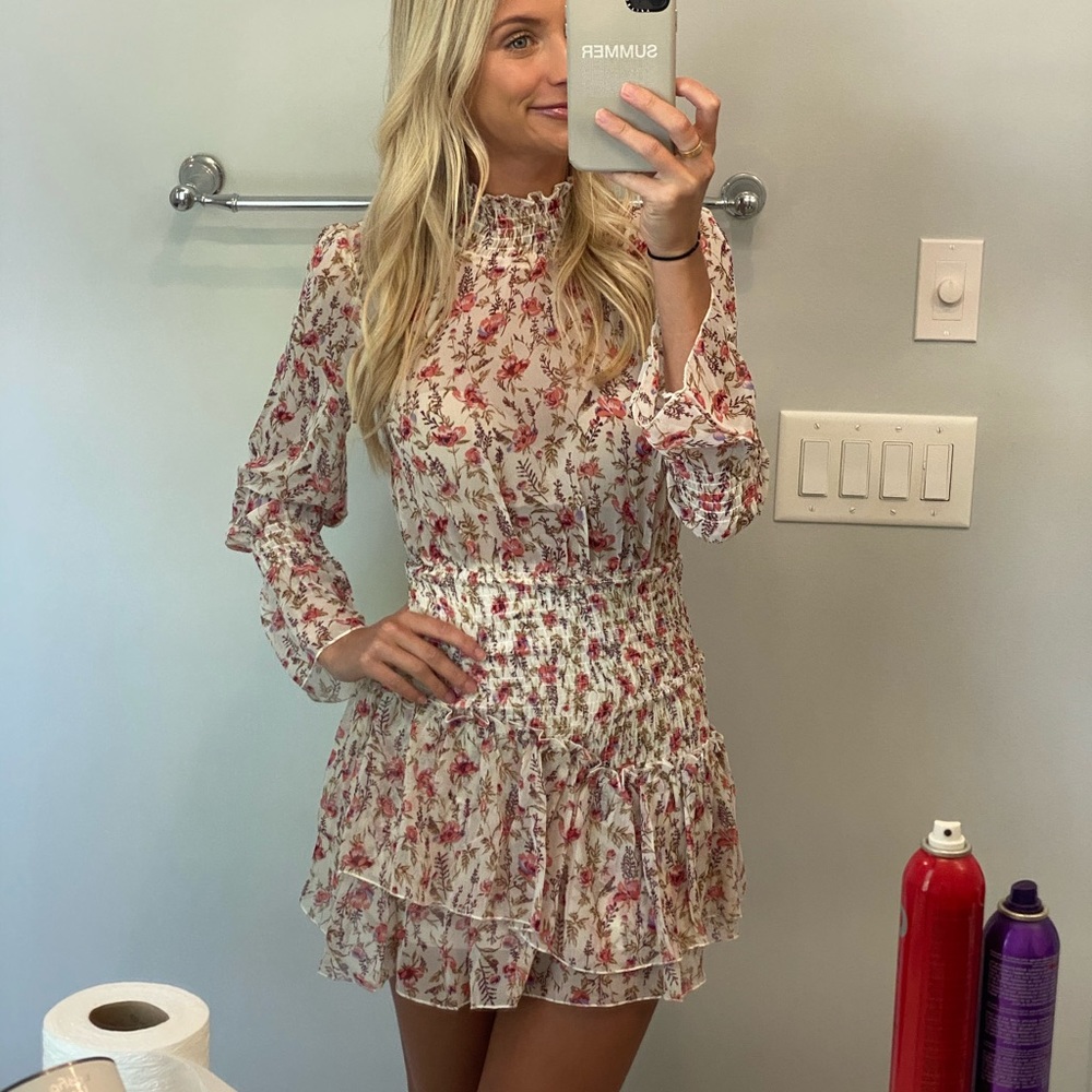 Cute Princess Polly dress